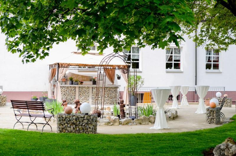 Landhotel Neukirchner Hof Neukirchen Bei Sulzbach-Rosenberg 外观 照片