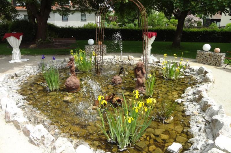 Landhotel Neukirchner Hof Neukirchen Bei Sulzbach-Rosenberg 外观 照片