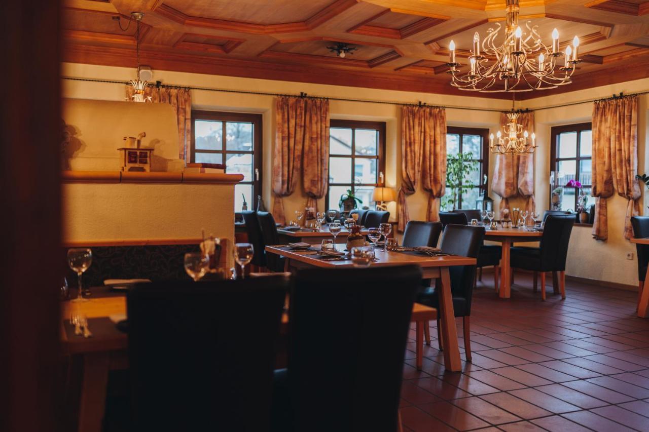 Landhotel Neukirchner Hof Neukirchen Bei Sulzbach-Rosenberg 外观 照片
