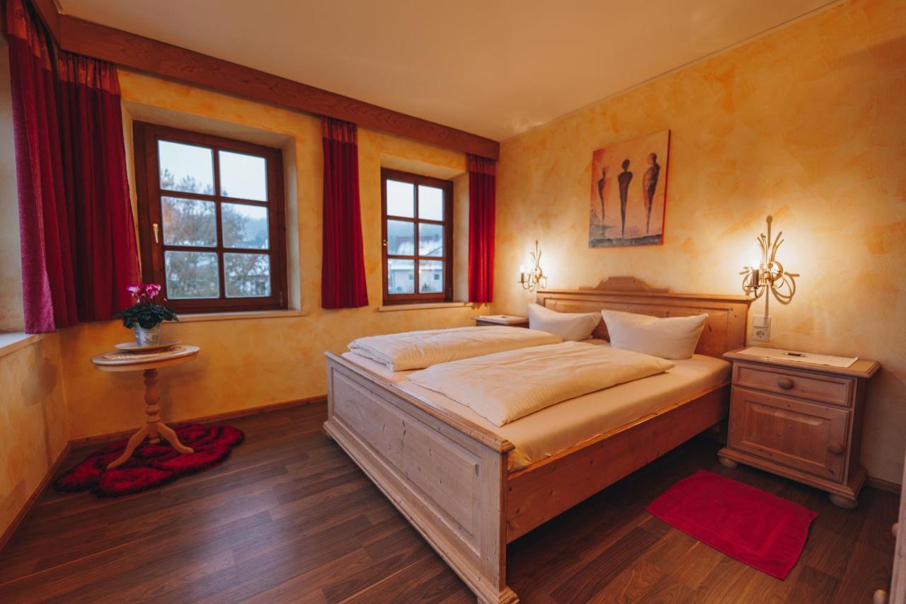Landhotel Neukirchner Hof Neukirchen Bei Sulzbach-Rosenberg 客房 照片